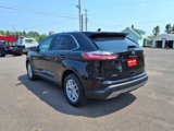 Used 2023 Ford Edge SEL w/ Convenience Package image 3