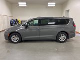New 2025 Chrysler Pacifica Select image 5
