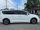 Used 2021 Chrysler Pacifica Touring-L image 6