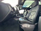 Certified 2024 Porsche Macan image 5