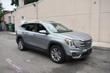 Used 2024 GMC Terrain SLT image 4