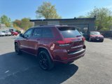 Used 2019 Jeep Grand Cherokee Altitude image 4