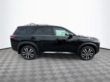 New 2025 Nissan Pathfinder Platinum w/ Cargo Package image 4