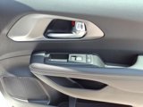 New 2025 Chrysler Pacifica Select image 4