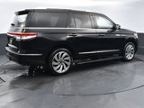 Used 2022 Lincoln Navigator Reserve image 4