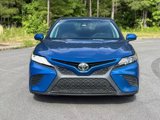 Used 2020 Toyota Camry SE image 2