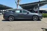 New 2025 Lexus ES 300h w/ Premium Package image 3