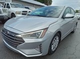 Used 2019 Hyundai Elantra SE w/ Winter Weather Package image 2