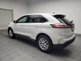 Used 2023 Ford Edge SEL image 3