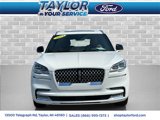 Used 2023 Lincoln Aviator Black Label w/ Dynamic Handling Package image 2