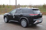 New 2025 Nissan Pathfinder SL w/ SL Premium Package image 2