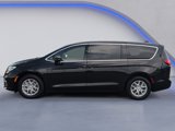 New 2025 Chrysler Pacifica Select image 3