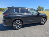 New 2025 Mitsubishi Outlander SE image 4