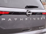 New 2025 Nissan Pathfinder SL w/ SL Premium Package image 6