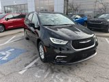 New 2025 Chrysler Pacifica Select image 3