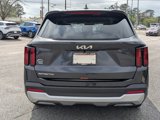New 2025 Kia Sorento LX image 5