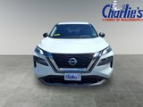 Used 2022 Nissan Rogue S image 2