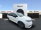 New 2026 Chrysler Pacifica Select image 4