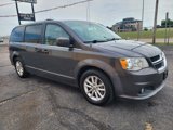 Used 2017 Dodge Grand Caravan SXT image 3
