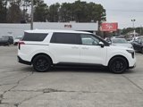 New 2025 Kia Carnival image 3