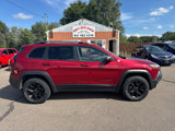 Used 2017 Jeep Cherokee Trailhawk image 4