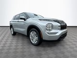 New 2025 Mitsubishi Outlander ES image 3