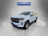Used 2023 Chevrolet Suburban Premier image 3