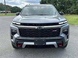 Used 2024 Chevrolet Traverse Z71 image 2
