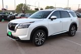 New 2025 Nissan Pathfinder Platinum image 3