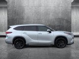Used 2022 Toyota Highlander L image 4