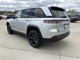 New 2025 Jeep Grand Cherokee Altitude image 6
