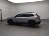 Used 2021 Jeep Cherokee Latitude Plus image 3