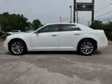 Used 2018 Chrysler 300 Limited image 2