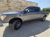 Used 2016 Nissan Titan SV image 2