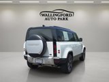 Used 2020 Land Rover Defender 110 SE image 4