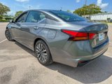 Used 2023 Nissan Altima 2.5 SV image 4
