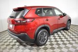 Used 2023 Nissan Rogue S image 5