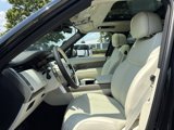 New 2025 Land Rover Range Rover SE image 3