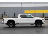 Used 2021 Toyota Tacoma TRD Off-Road w/ TRD Premium Off Road Package image 4