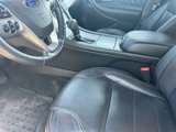 Used 2015 Ford Taurus SEL image 4