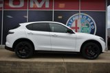 New 2025 Alfa Romeo Stelvio Sprint image 2