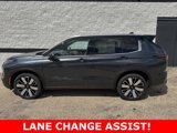 New 2025 Mitsubishi Outlander SEL image 6