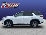 New 2025 Nissan Pathfinder Platinum image 4