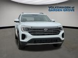 New 2025 Volkswagen Atlas SE image 3