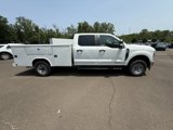 New 2025 Ford F350 4x4 Crew Cab Super Duty image 4