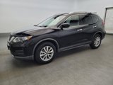 Used 2020 Nissan Rogue SV image 2