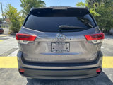 Used 2019 Toyota Highlander SE image 6