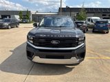 New 2025 Ford Expedition Platinum image 2