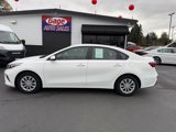 Used 2023 Kia Forte LX image 3