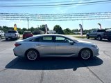 Used 2021 Toyota Avalon Limited image 6